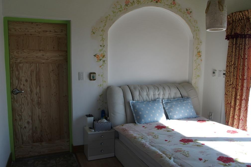 Black Rosehouse Seogwipo Room photo