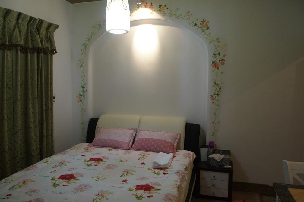 Black Rosehouse Seogwipo Room photo